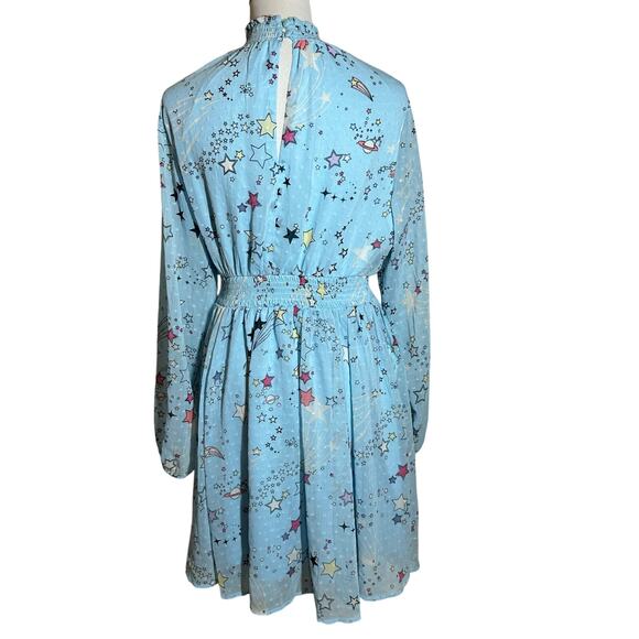 Torrid Blue Stars Mini Blouson Sleeve Mock Neck Skater Dress Sz 00 (M/L 10) - Picture 2 of 11